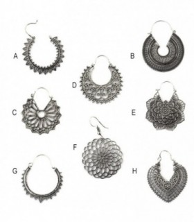 Silvered ethnic earring - BESD